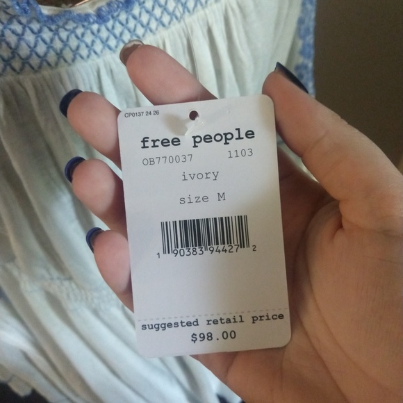 NWT Free People Embroidered Bell Sleeve Tunic M - Picture 4 of 7